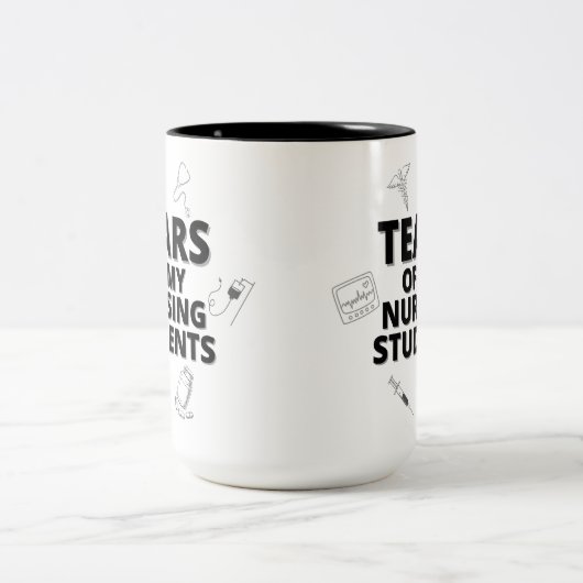 私の看護学生の涙の先生ギフト ツートーンマグカップ (中央)