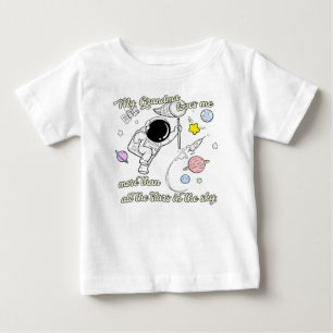 私の祖母は私を愛します ベビーTシャツ