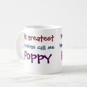 私の素晴らし恵みは私をポピーコーヒーマグと呼ぶ コーヒーマグカップ (正面左)