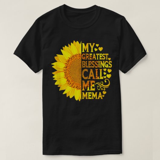 私の素晴らし恵みは私をメマおもしろいママと呼ぶ Tシャツ (デザイン正面)