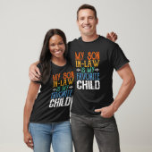 私の義理の息子は私のお気に入りの子供だおもしろい – 母 Tシャツ (ユニセックス)
