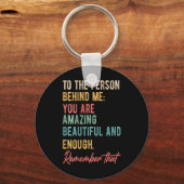 私の背後にある人の問題あなた自身を愛する心 キーホルダー (正面)