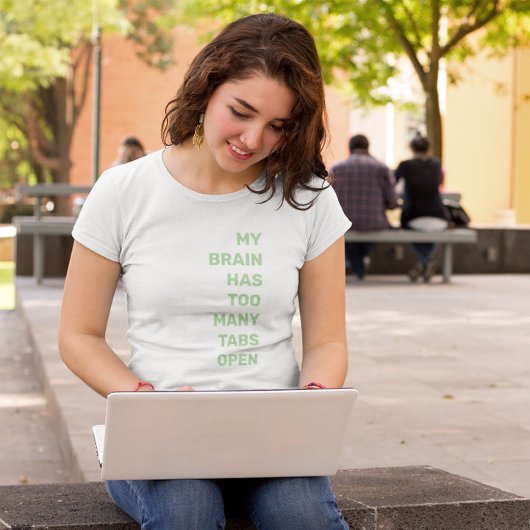 私の脳はタブが多すぎる Tシャツ