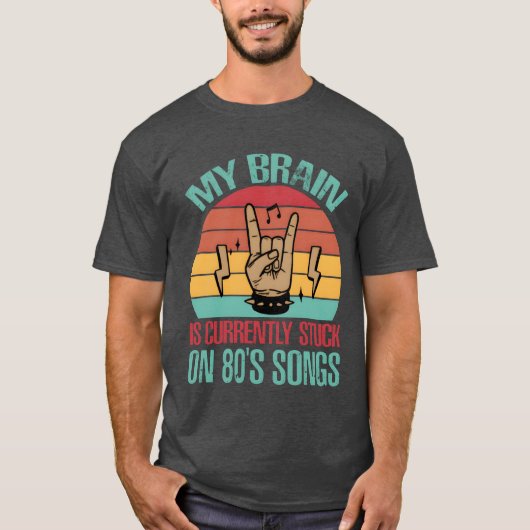 私の脳は現在80年代の曲にハマってます Funny Tシャツ (正面)