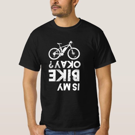 私の自転車は大丈夫おもしろい山サイクリング Tシャツ (正面)