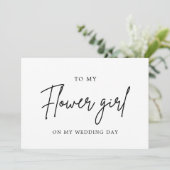 私の花の女の子の結婚式の日にミニマルなシック サンキューカード (スタンド正面)