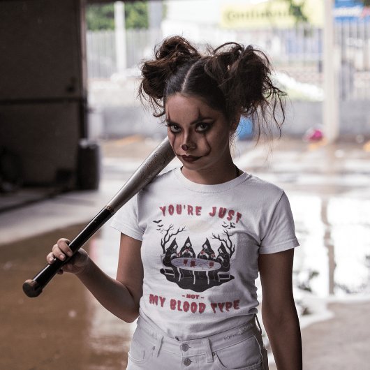 私の血液型ではない：バユニークンパイアをテーマにした Tシャツ