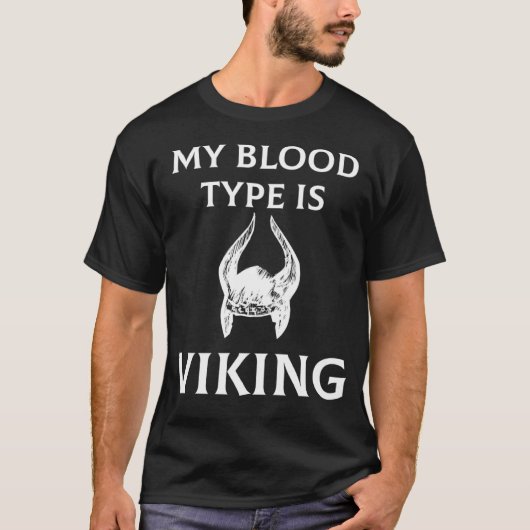 私の血液型はバイキングAx Tシャツ (正面)