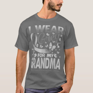 私の衣服グレイ私のおばあちゃんのパーキンソン病に気づいた Tシャツ