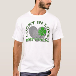 私の親友との愛で幸運 Tシャツ