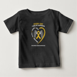 私の記憶の中の女性恋しく思孫の子供時代の贈り物 ベビーTシャツ