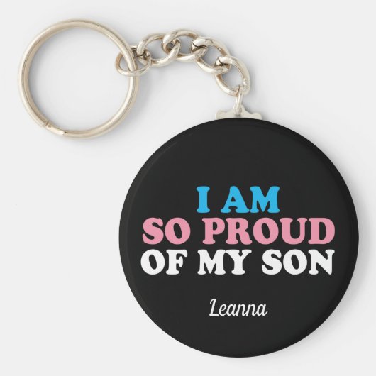 私の誇りを持ったトランスジェンダー息子の母のパパモノグラム キーホルダー (正面)