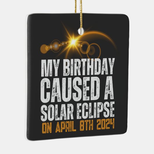 私の誕生日が皆既食を起こ太陽のしたおもしろい セラミックオーナメント (右)