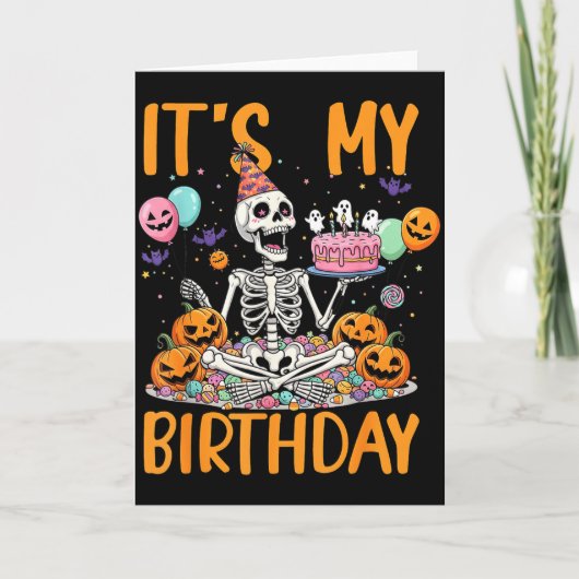 私の誕生日スケルトンハロウィンコスチュームバースデー カード (正面)