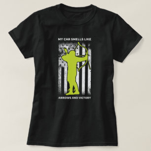 私の車は矢のような匂いがする アーチェリー・ママ Tシャツ
