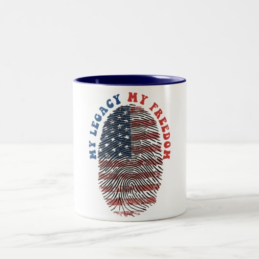 私の遺産、私の自由 ツートーンマグカップ (中央)