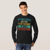 私の部下のスキルは素晴らし仕事の皮肉なヴィンテージ Tシャツ (正面フル)