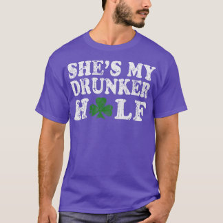 私の酔っ払いハーフカップルを見るSt patricks day Tシャツ