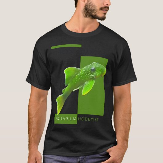私の釣果 - 釣りをする男性のデザイン Tシャツ (正面)