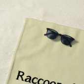 私の離れハートにアライグマの足跡 ビーチタオル (インサイチュ)