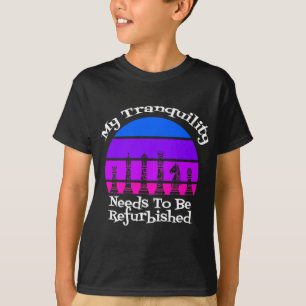 私の静けさは王妃の太陽を再生する必要がある Tシャツ
