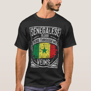私の静脈走を通るセネガルの血 Tシャツ