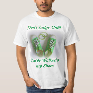 私の靴を履いてライムを歩き始めるまで判断してはいけない Tシャツ