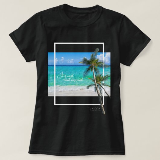 私の魂は穏やかトロピカルビーチのヤシの木 Tシャツ (デザイン正面)