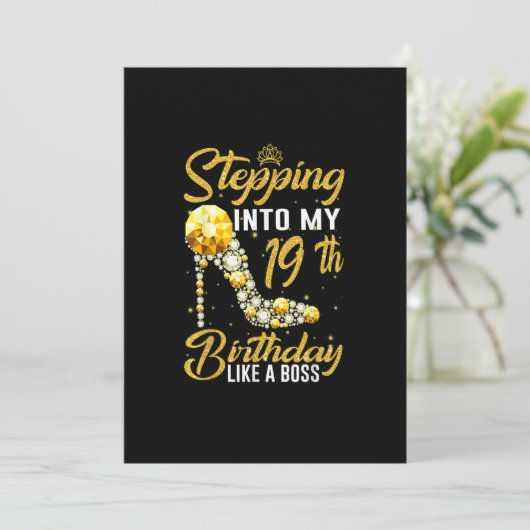 私の19誕生日へのステップインボス王冠のような 招待状 (スタンド正面)
