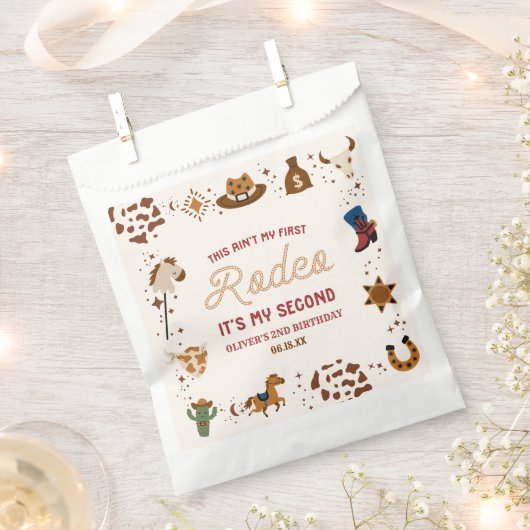 私の2番目のロデオ西カウボーイ2番目の誕生日パーティー フェイバーバッグ (クリップ留めされた状態)