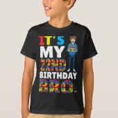 私の22歳の誕生日だよ ブロ 少年 ケーキ 積み木 Tシャツ (正面)