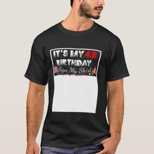 私の40歳の誕生日サイン私のシャツ42歳V Tシャツ (正面)