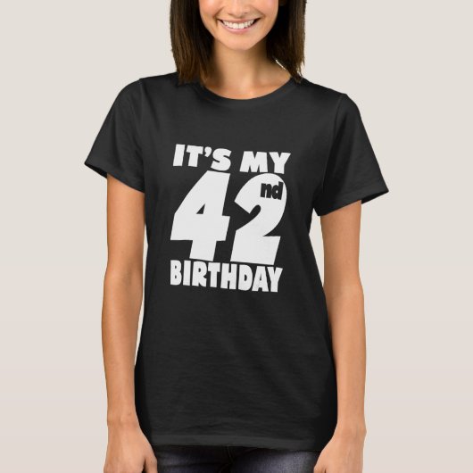 私の42歳の誕生日42歳の少年と少女Dだ Tシャツ (正面)
