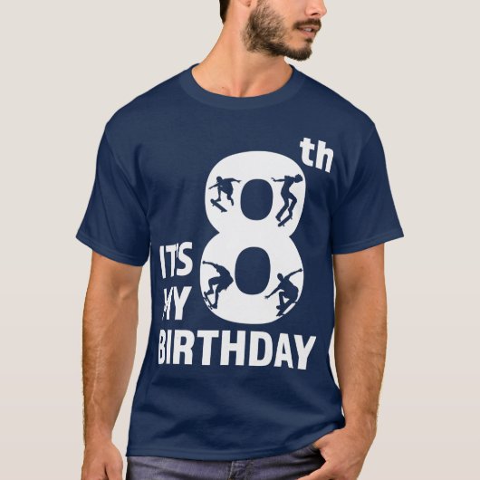 私の8誕生日スケートボードターリング8スケーター Tシャツ (正面)