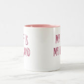 私のBFFは私の夫です ツートーンマグカップ (中央)