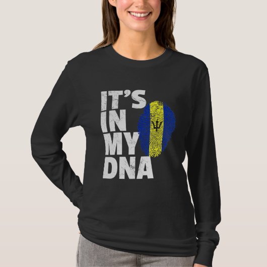私のDNAにはバルバドスの旗の誇り 国 民の誇り Tシャツ (正面)