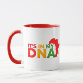 私のDNAに入っている – Black History Month マグカップ (左)