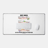 私のDNAはしばしばDNAユーモアを修復する必要がある デスクマット (キーボード&マウス)