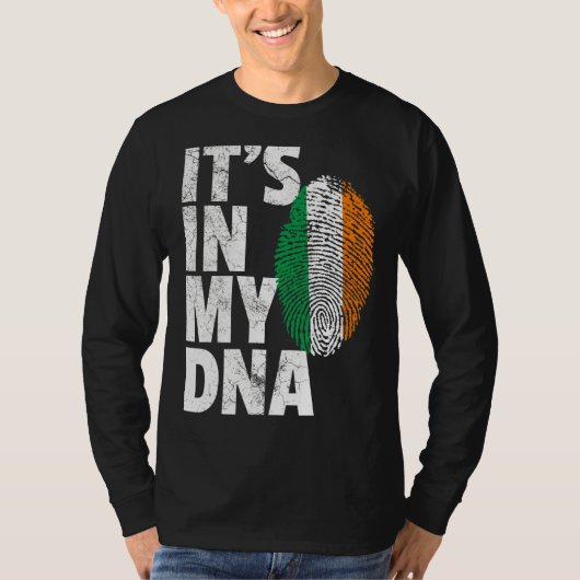 私のDnaアイルランド国旗の男性の女性の中にある Tシャツ (正面)