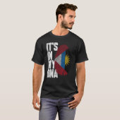私のDNAアンティグアのヒスパニックのアンティグア国旗の中にある Tシャツ (正面フル)