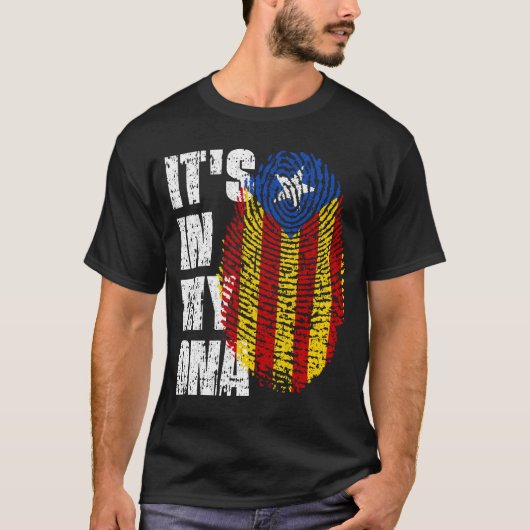 私のDNAカタロニア国旗カタロニアにある Tシャツ (正面)