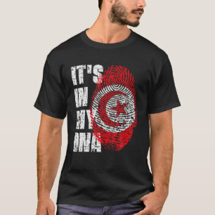 私のDNAチュニジア国旗チュニジアにある Tシャツ