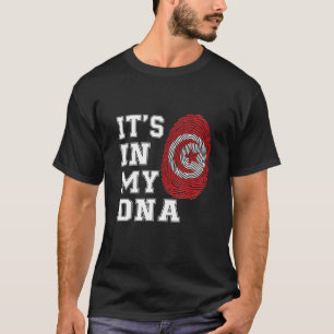 私のDNAチュニジア誇りを持った国旗に Tシャツ