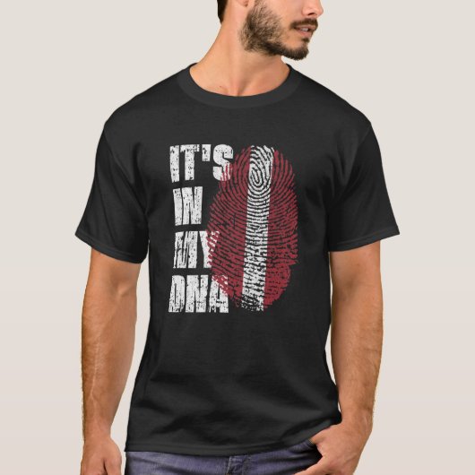 私のDNAラトビア国旗ラトビア Tシャツ (正面)