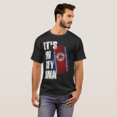 私のDNA北朝鮮の旗の中にある Tシャツ (正面フル)