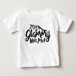 "私のGlammyは私を愛します! "孫のための衣類 ベビーTシャツ