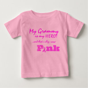私のGrammyは私の英雄、そういうわけで私身に着けていますピンクをです ベビーTシャツ