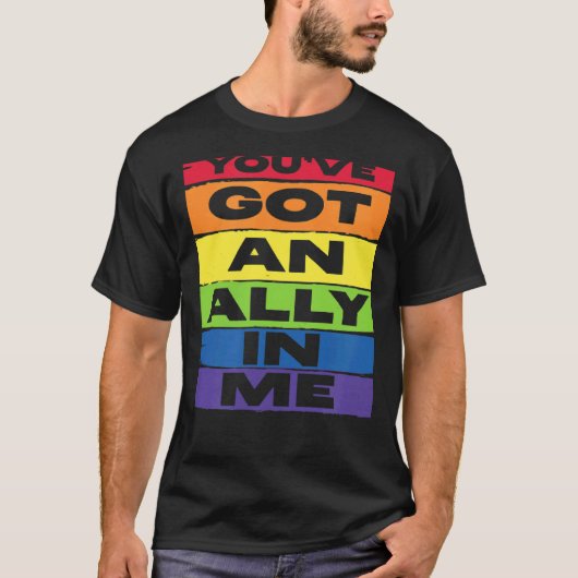 私のLGBTの得虹の旗のサポートに味方 Tシャツ (正面)