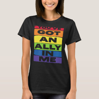 私のLGBTの得虹の旗のサポートに味方 Tシャツ