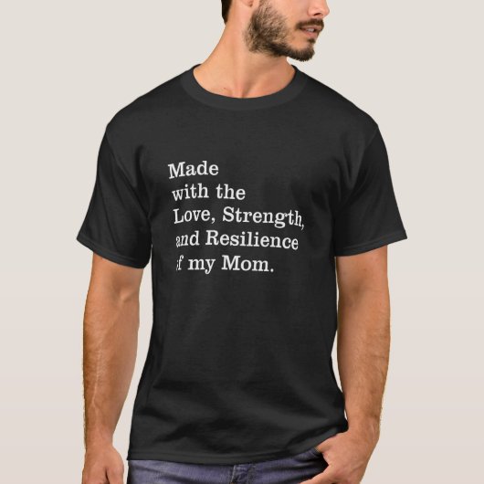 私のMの愛の強さと回復力で作られる Tシャツ (正面)